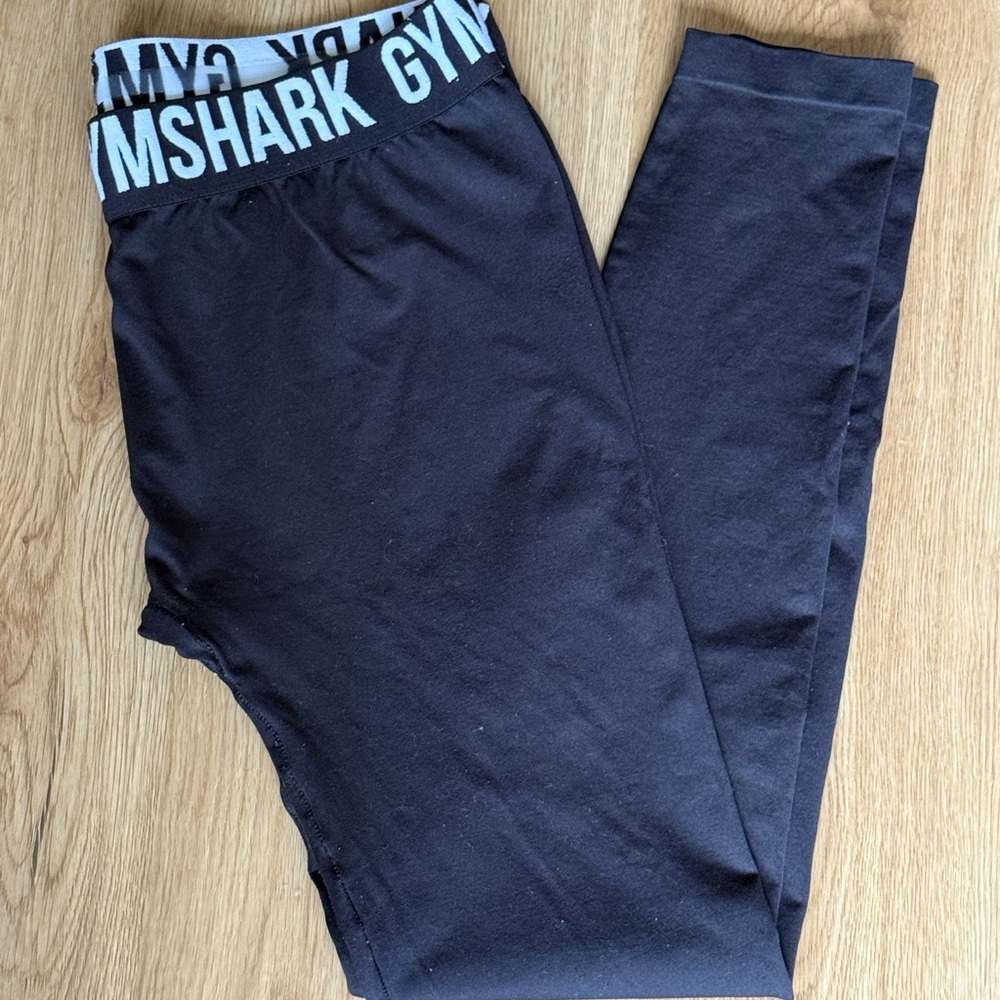 Gymshark Black Leggings with Stretchy Fabric
